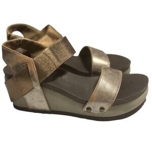 Axxiom Evian Metallic Wedge Shoes Size 7.5